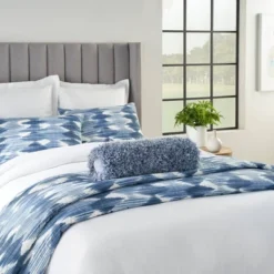 Shag Lush Yarn Throw Pillow - Mina Victory -Decor Haven Store GUEST 2f84ce30 c0c6 4082 892e 143de240e276