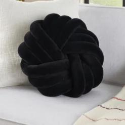 Mina Victory Sofia Infinite Knot 16" X 16" Indoor Throw Pillow